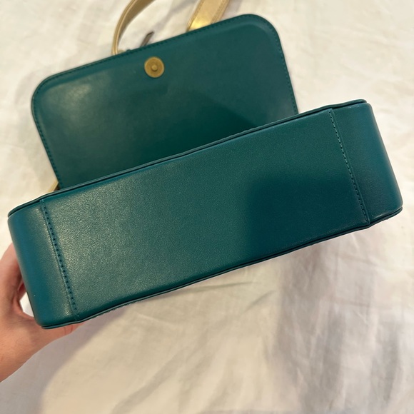 Harry Potter Hogwarts Castle Loungefly Purse - excellent condition - Picture 7 of 8